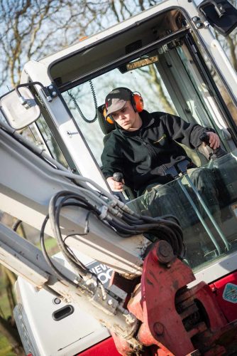 adj espaces verts paysagiste terrassement bouaye