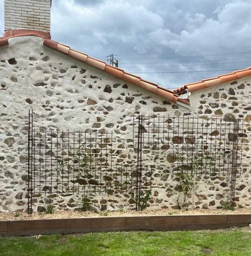 Paysagiste structure pour grimpantes Bouaye ADJ Espaces Verts