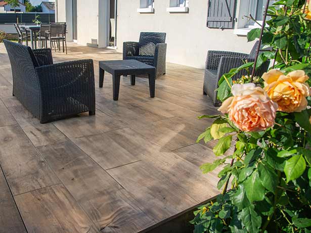 Terrasse bouaye grès, terrasse opus, bois - Machecoul ADJ Espaces Verts